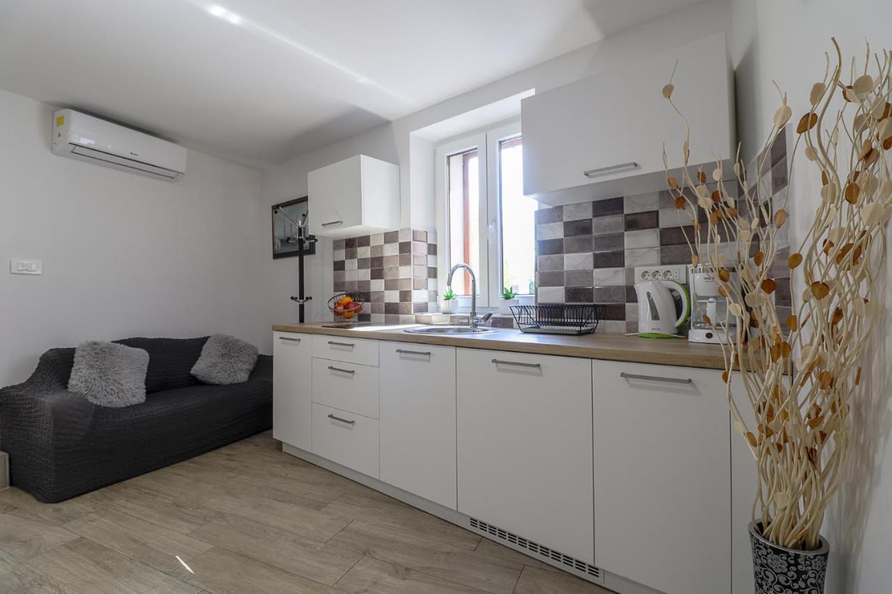 Apartman Juraj I Matej Врсар Экстерьер фото